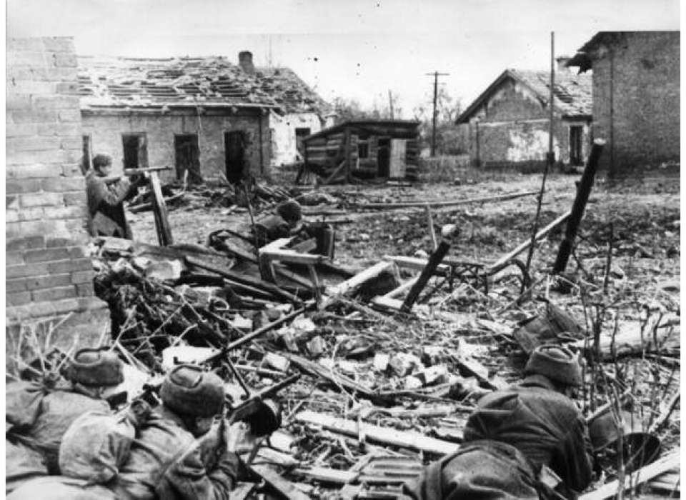 Stalingrad: Experimentation, Adaptation, Implementation | The